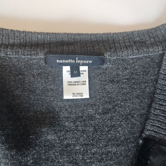 Nanette Lepore M 100% Merino Wool Velvet Ribbon Zip Up Cardigan Pockets Grey - Picture 6 of 8